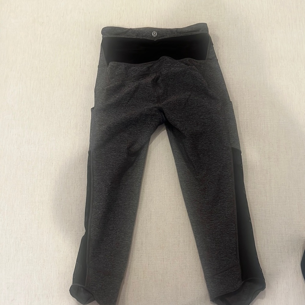 Lululemon yoga pants